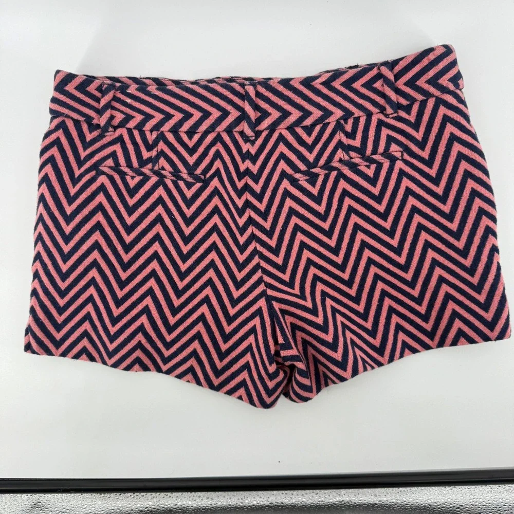 ANN TAYLOR LOFT Women's Size 10 The Riviera Shorts Pink Navy Chevron 100% Cotton - Picture 10 of 10